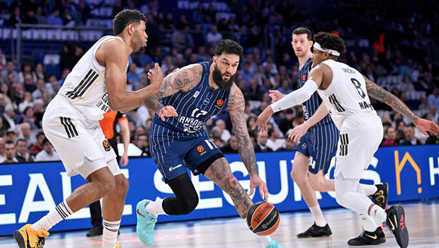 Anadolu Efes deplasmanda Real Madrid'e mağlup