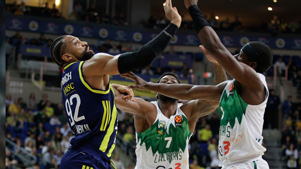 Euroleague'de 34. Haftada Fenerbahçe ve Anadolu Efes'in Kayıpları!