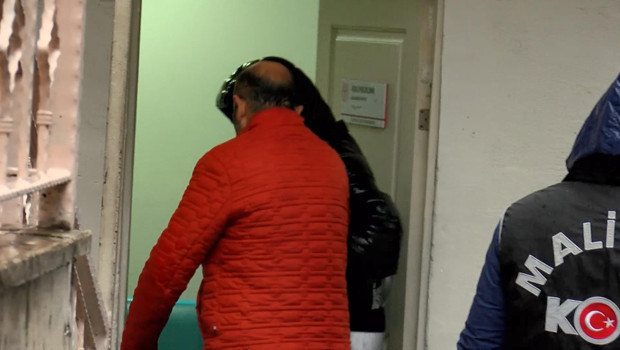 Uşak Belediyesi'nde Rüşvet Soruşturması: Gözaltılar Artıyor mu?