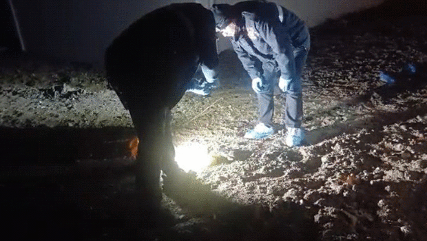 Çorum'da silahlı 4 kişi, husumetli oldukları kişinin evine girdi! Gözaltına alındılar