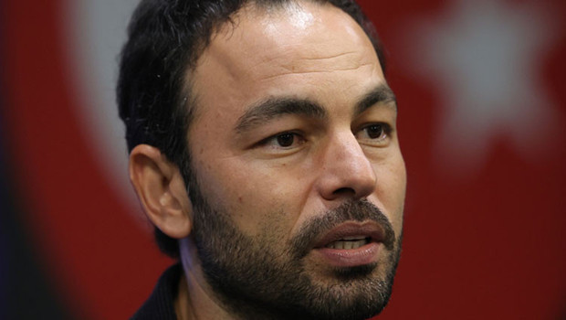 Selçuk İnan'dan Kocaelispor açıklaması: Devam etmeyi çok istiyorum