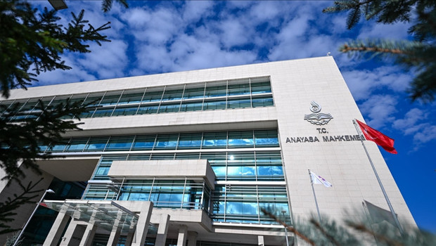 AYM kararını verdi: İsim değişikliğinde ifşa bitti