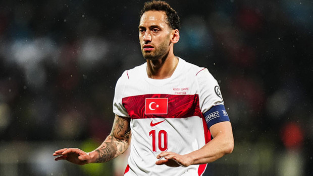 2002 ve 2026 el ele!