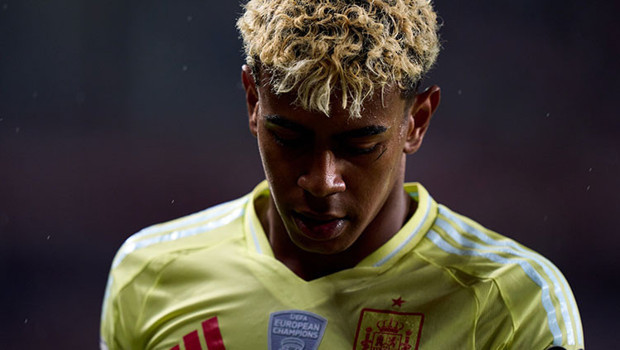 İspanya-Mısır maçında İslamofobik tezahürat!