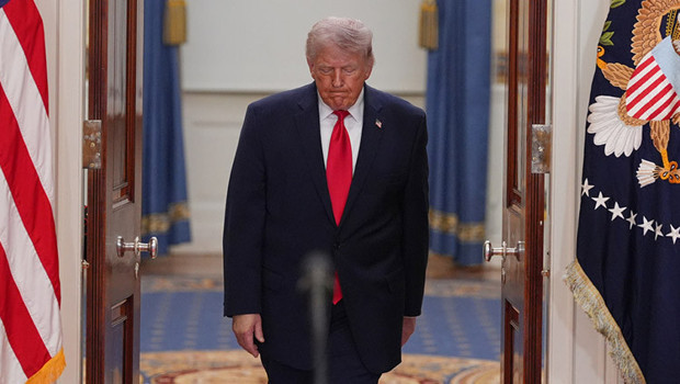 Beyaz Saray'da ilginç anlar: Trump'ı Hz. İsa'ya benzetti