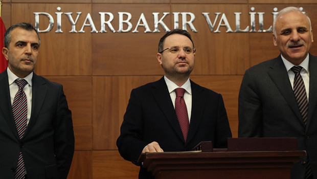 Bakan Gürlek, sosyal medyaya kimlikle giriş için tarih verdi