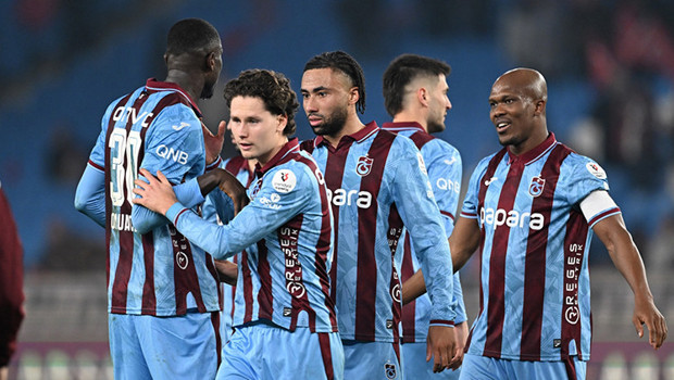 Trabzonspor'dan Galatasaray Maçı Öncesi Taraftara Şaşırtan Mesaj!