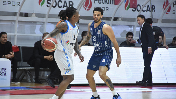 Anadolu Efes, Petkimspor deplasmanında galip!
