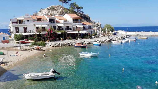 Kapıda vize uygulamasıyla Yunan adalarına 5 kat Türk turist