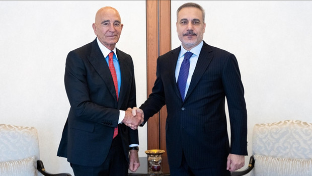 Dışişleri Bakanı Hakan Fidan, ABD Büyükelçisi Barrack ile görüştü