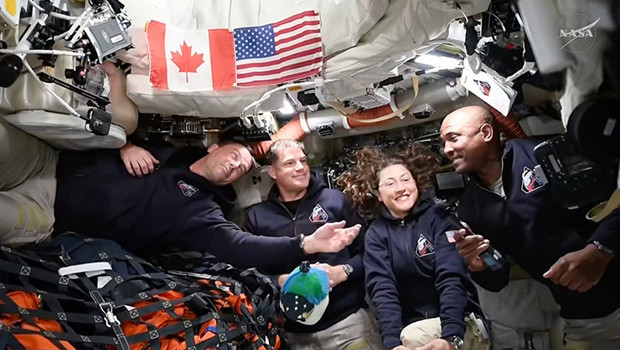 Trump, Artemis II mürettebatıyla görüştü: Ay'a yolculuğun en unutulmaz anları