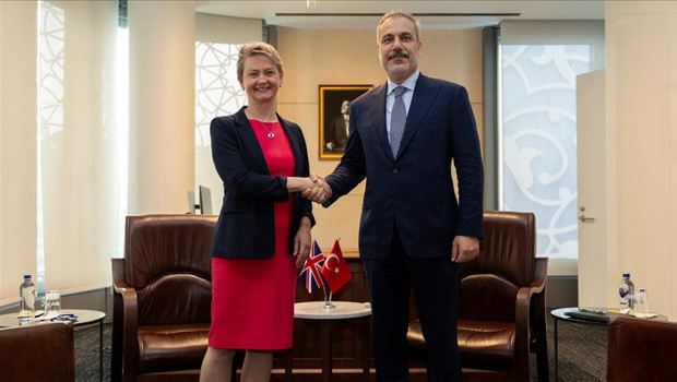 Hakan Fidan ve Yvette Cooper'dan Barış İçin Kritik Görüşme!