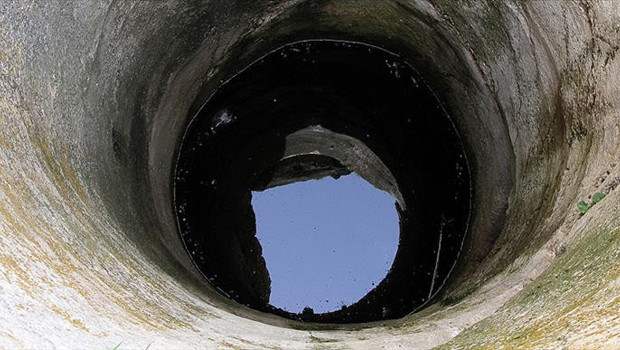 16 Gün Kuyuda Mahsur Kalan Adamın Hayatta Kalma Mücadelesi Neler Yaşattı?