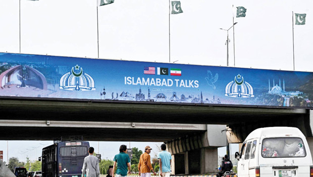 Dünyanın gözü İslamabad’da... Ateşkes sonrası zorlu pazarlık başladı: Müzakerelerde dört düğüm