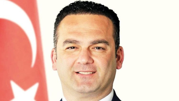 ‘Çocuğa taciz’ sanığı Hasbi Dede CHP’den ihraç edildi