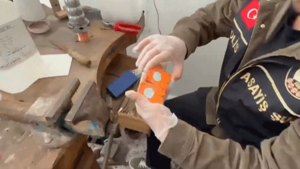 Fatih'teki Sahte Altın İmalathanesine İnanılmaz Baskın!