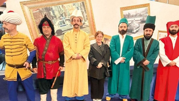 181. kuruluş yıldönümünde Türk polisinin üniforma mazisi