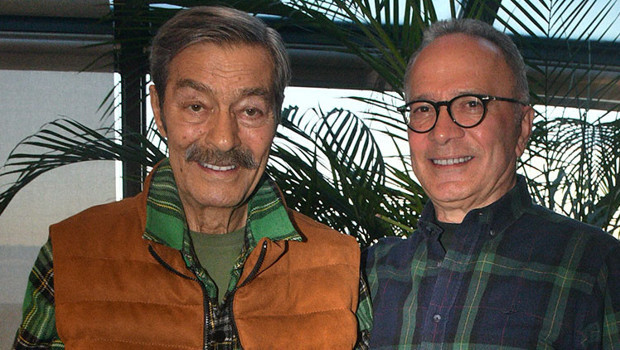 Kadir İnanır tedavi sonrası ayağa kalktı