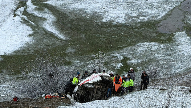 Ambulansın Uçuruma Düşmesiyle Gelen Kayıplar Kimleri Etkiledi?