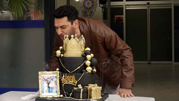 Murat Yıldırım için sürpriz kutlama! Sette yeni yaş, yeni heyecan