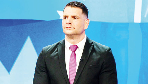 Slovenler Trump’a özendi! ‘NATO’dan çıkmayı oylayabiliriz’