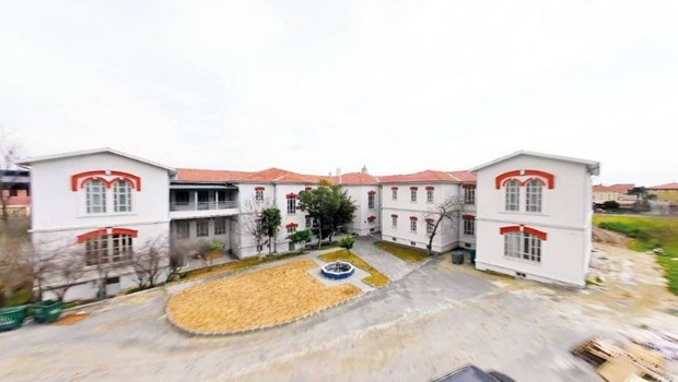 4 yıl önce yanmıştı… Balıklı Rum ayağa kalktı