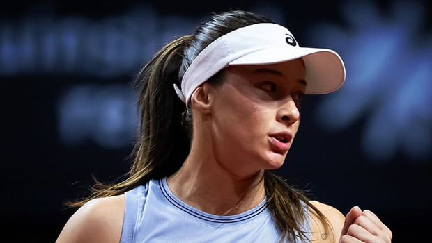 Zeynep Sönmez'den tarihi zafer