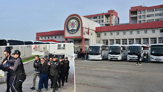 8 ilde Bayğaralar suç örgütüne operasyon: 287 şüpheli adliyede