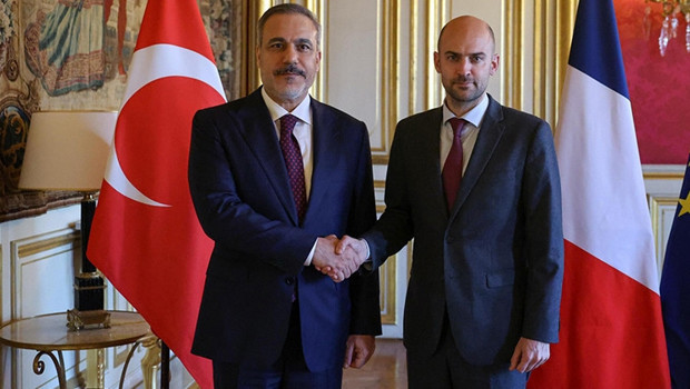 Dışişleri Bakanı Hakan Fidan, Fransız mevkidaşıyla görüştü