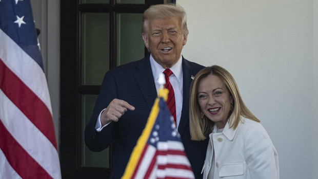 Trump ve Meloni’nin arasına kara kedi girdi