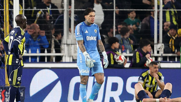 Ederson'a ıslıklı protesto!