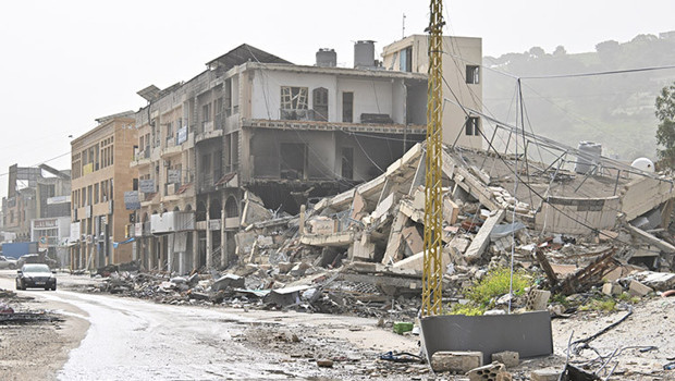 İsrail ateşkes tanımadı: Lübnan'a saldırı