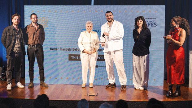 Sinemacılar ödüllendi