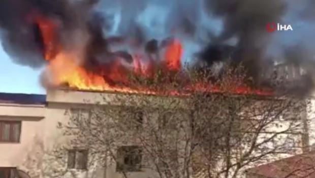 Esenyurt'ta korkutan yangın! Ekipler sevk edildi