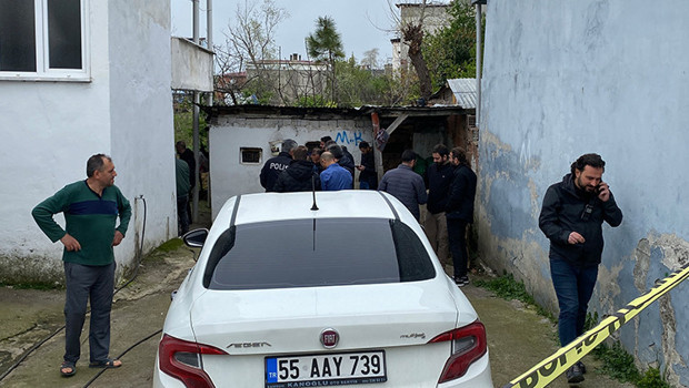 Evlat dehşeti: Annesini öldürdükten sonra kendi hayatına son verdi