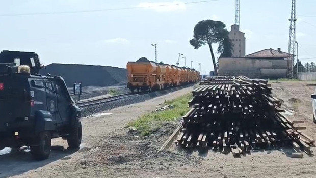 Şanlıurfa'da korkunç olay! Yasaklı bölgede hayvan otlatırken mayına basıp ağır yaralandı