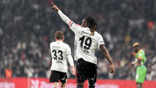 El Bilal Toure 3 ay sonra golle tanıştı!