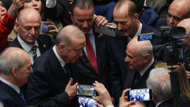 Siyaset resepsiyonda buluştu