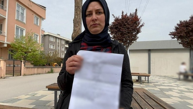 2 çocuk annesi mahkemeye koştu: Eşim takılarımı bozdurup, sevgilisiyle düğün yaptı