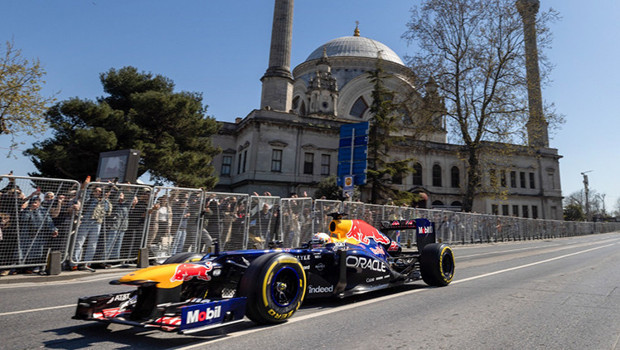 Formula 1'in Türkiye'ye dönüşü dünya basınında yankı uyandırdı! 'İkonik yarış geri dönüyor! Unutulmaz İstanbul pisti yeniden F1'de'
