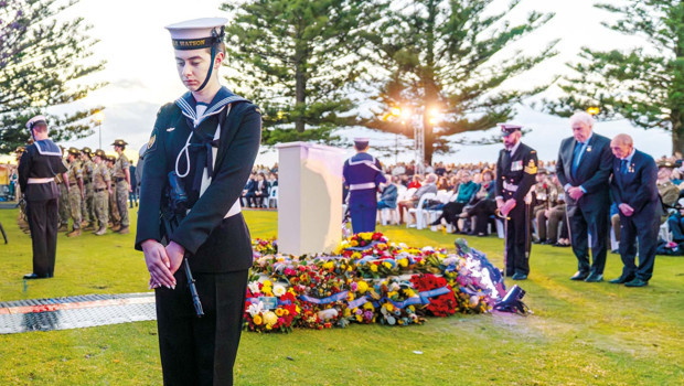 Anzak torunlarından ayin... 111 yıl sonra aynı ‘şafak’ta