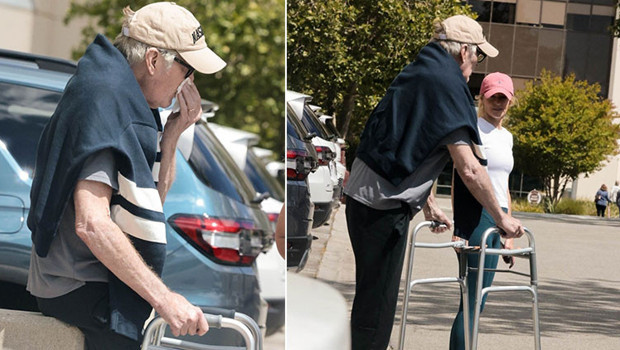 Ekranın hızlı yakışıklısı hayranlarını üzdü… Zaman ona da acımadı… Yürüteç yardımıyla yürüyor