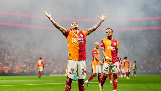 Torreira - Lemina masadaki çayımı da çaldı!