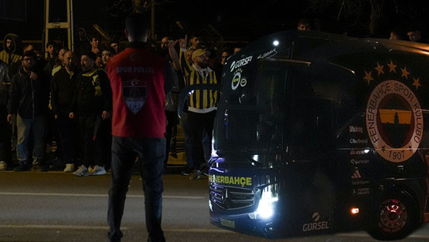 Fenerbahçe'ye Samandıra'da tepkili karşılama