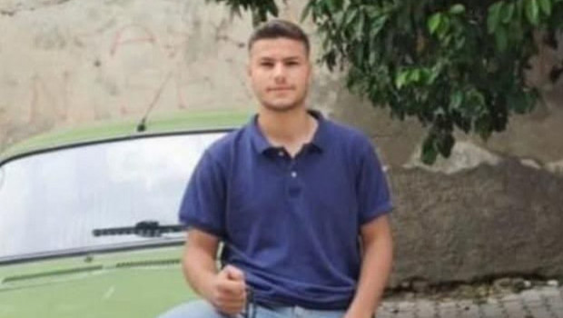 Osmaniye'de 19 yaşındaki Mert, komşusu tarafından bıçaklanarak öldürüldü