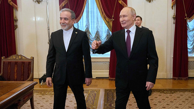 Putin'den Arakçi ile kritik zirve sonrası ilk açıklama