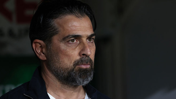 İlhan Palut: 'Momentumu yakalamışken bırakmayalım!'