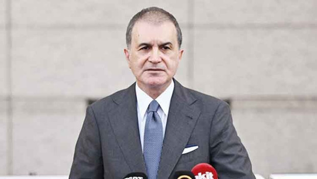 Çelik 27 Nisan ‘e-muhtıra’ gecesini anlattı