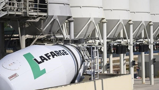 Fransız çimento firması Lafarge, terör finansmanından hüküm giydiği davada temyize gidecek