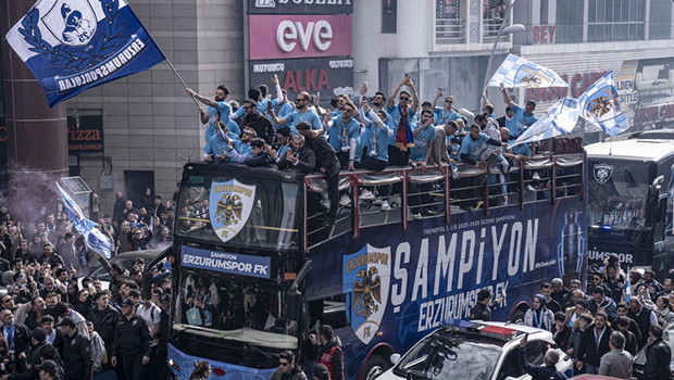 Erzurumspor şampiyonluk turu attı!